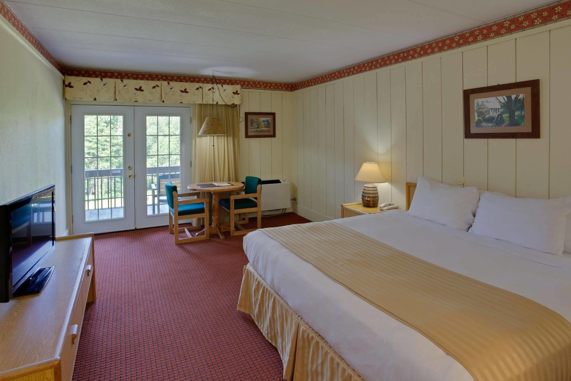 Salt Fork State Park Lodge And Conference Center Cambridge Exterior foto